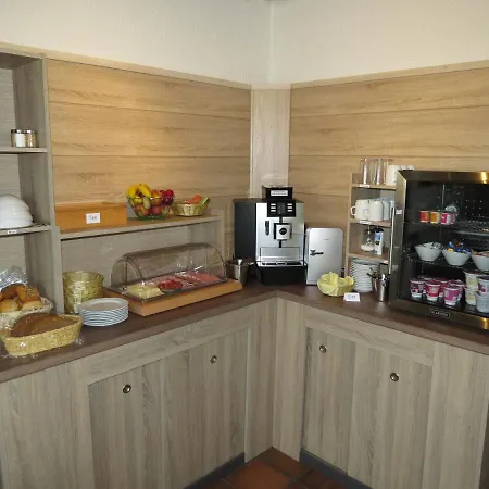 Buechelsteiner Hof 호텔