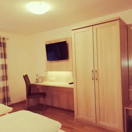 Buechelsteiner Hof Hotel 2*