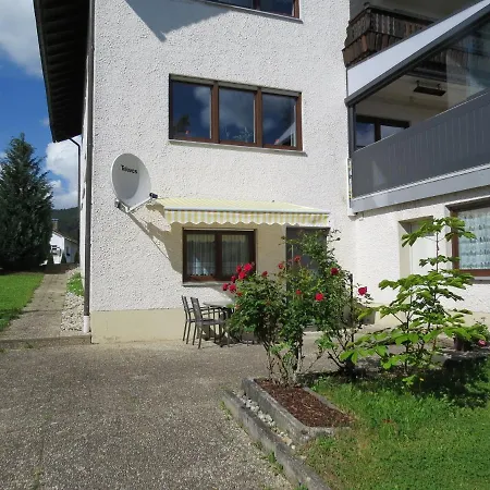 Buechelsteiner Hof 2*