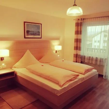 Buechelsteiner Hof 2* Grattersdorf