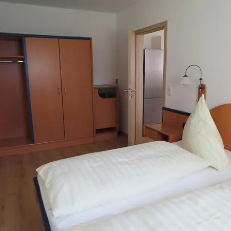 Buechelsteiner Hof Hotel 2*
